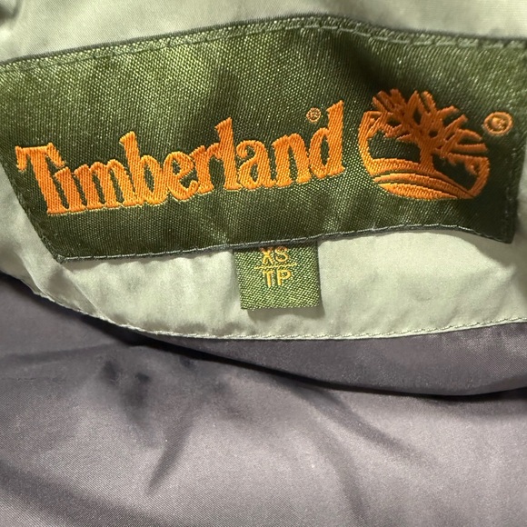 Timberland Men's Olive Green Puffer. - Picture 9 of 10